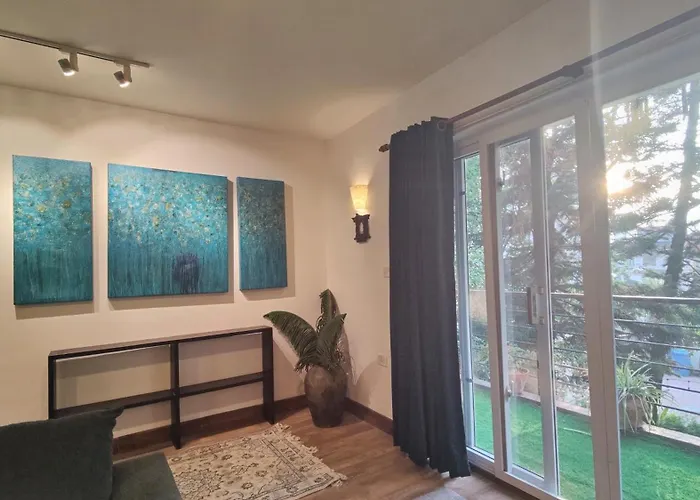 Nextdoor 3*